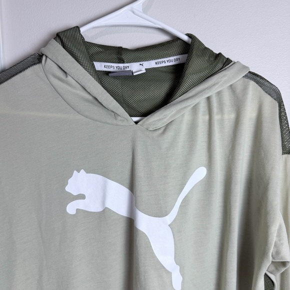 Puma Women's Green Hoodie Sweater - Picture 6 of 11